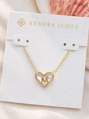 Kendra Scott Ari Heart Letter M Gold Pendant Necklace